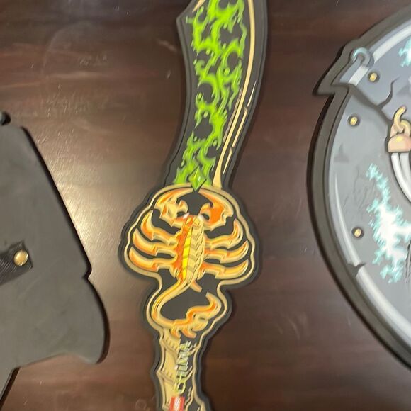 LEGO Chima Foam Shields and Scorpion Sword - Picture 10 of 10